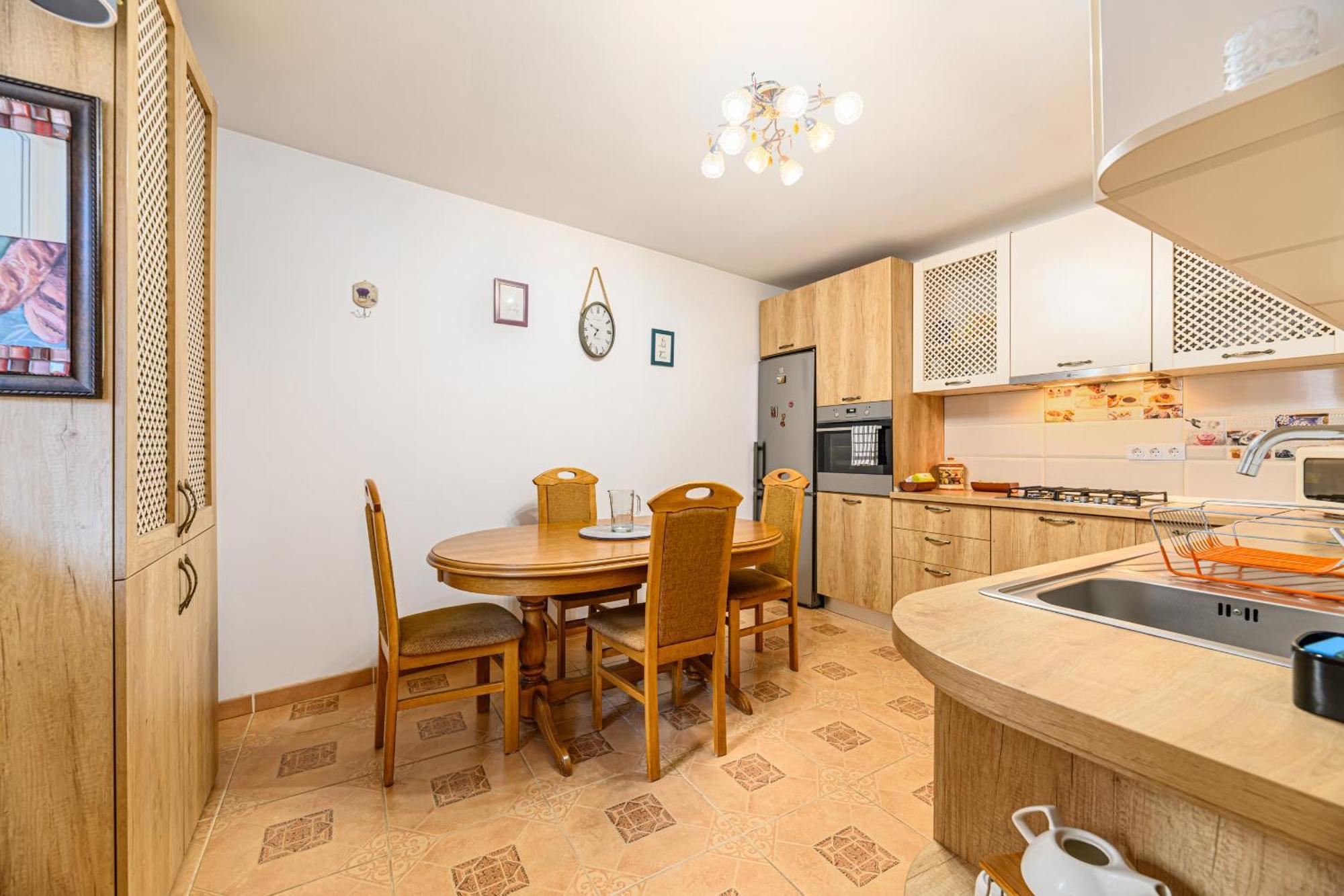 شقة Brasov Centrul Vechi - 67Sqm - 2Min To Counsel Square المظهر الخارجي الصورة