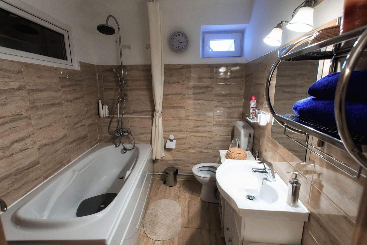شقة Brasov Centrul Vechi - 67Sqm - 2Min To Counsel Square المظهر الخارجي الصورة