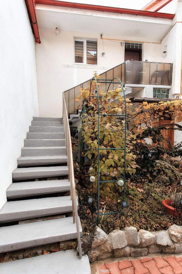 شقة Brasov Centrul Vechi - 67Sqm - 2Min To Counsel Square المظهر الخارجي الصورة